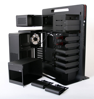 Illustration for article titled Thermaltake Level 10 Chassis Review: Can BMW Change PC Design?